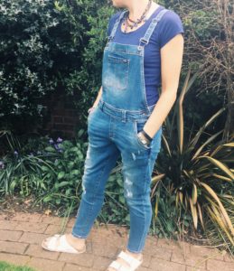 Club 40 - Doing Dungarees